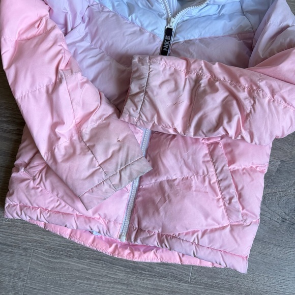 Nike Pink and White Kids‎ Puffer Jacket - Picture 4 of 7
